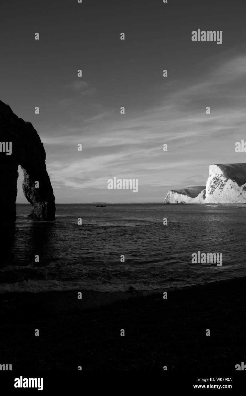 Puerta de Durdle Swyre y cabeza en la Costa Jurásica de Dorset, Inglaterra, Reino Unido. Foto de stock