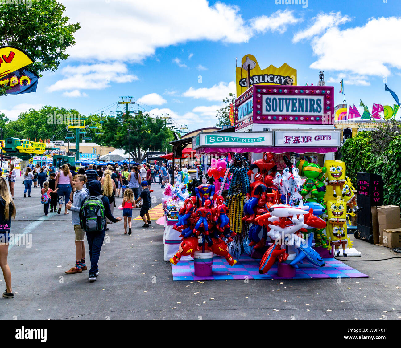 Artículos novedosos fotografías e imágenes de alta resolución - Alamy