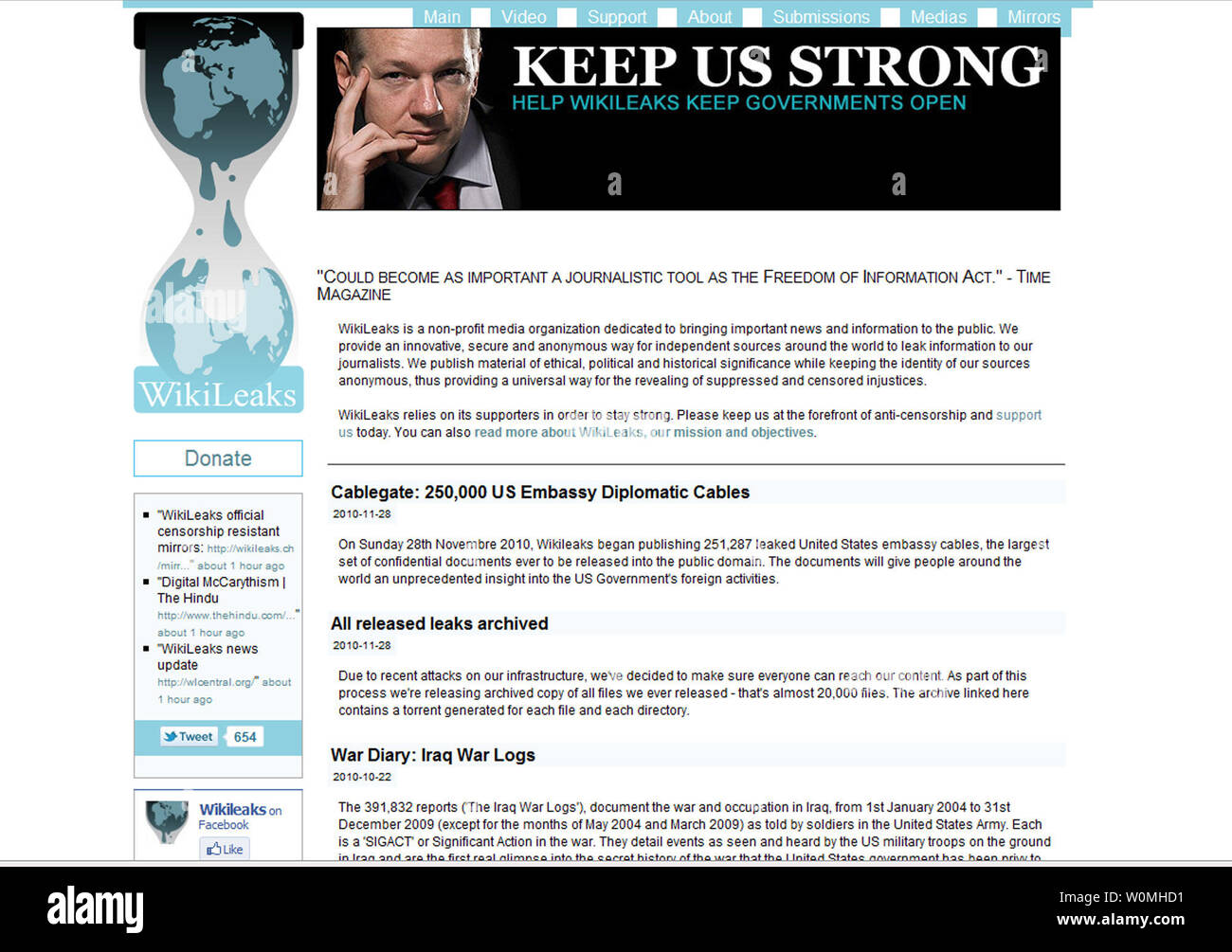 La página de Internet de WikiLeaks mostrando el fundador de Wikileaks  Julian Assange se muestra con un suizo de Internet dirección 'ch' el 5 de  diciembre de 2010. WikiLeaks tuvo que cambiar
