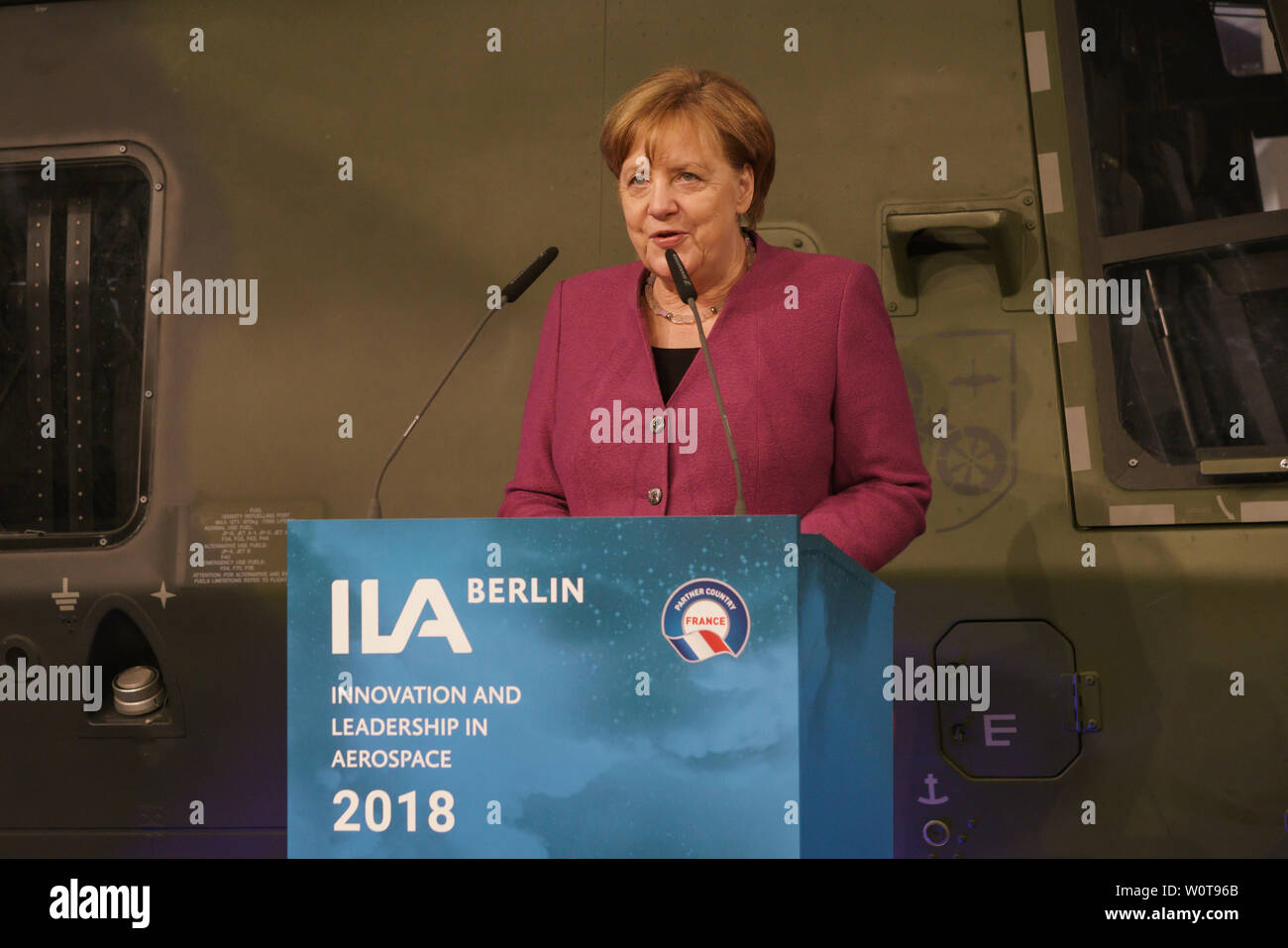 ILA 2018-Eröffnungsrundgang mit Bundeskanzlerin Merkel - Dr. Angela Merkel, Bundeskanzlerin Foto de stock
