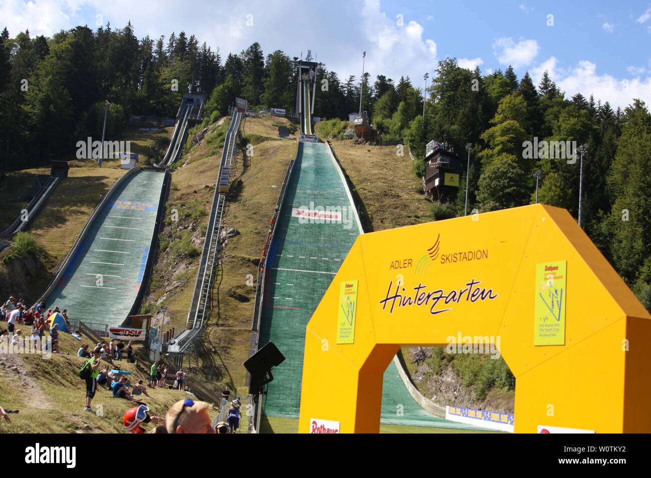 Das Adler Skistadion von Hinterzarten, Austragungsort des Teamwettkampf Skisprung DM 2018 Hinterzarten Foto de stock