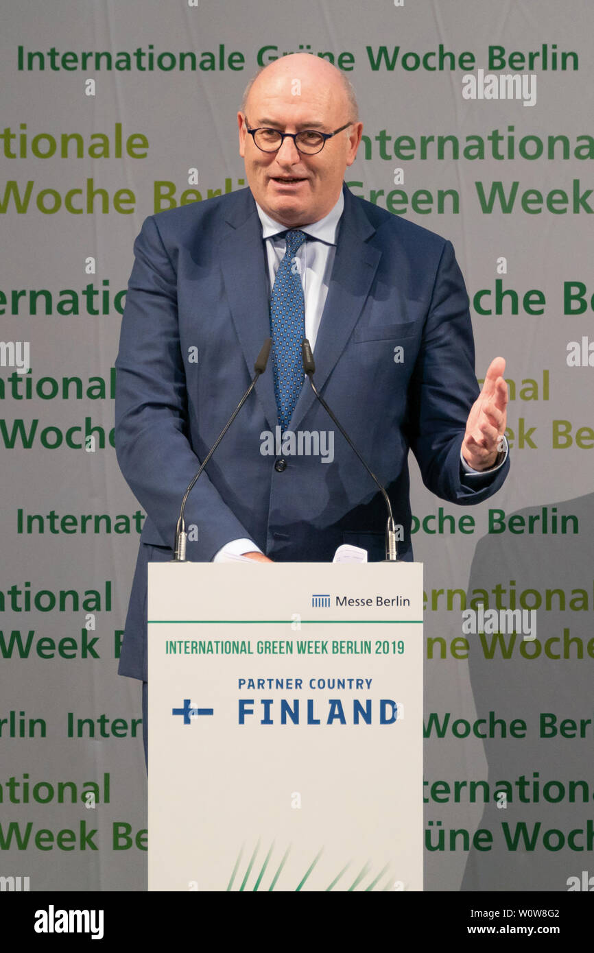 IGW 2019 - Inauguración de la Semana Verde Internacional de Berlín 2019 - Phil Hogan, el Comisario europeo de Agricultura y Desarrollo Rural Foto de stock