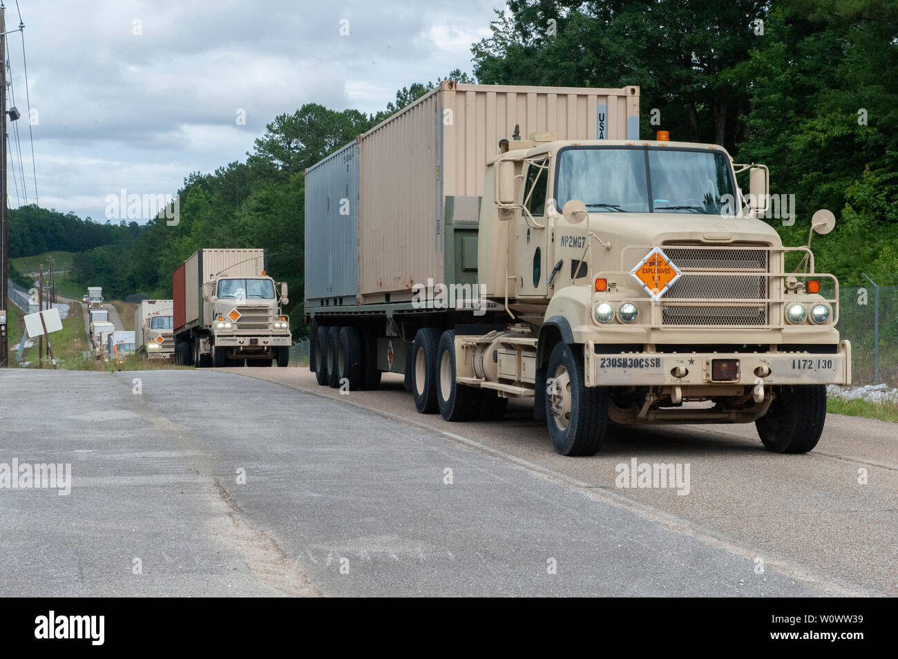 La 432ª Compañía de transporte del primer comando de la Misión en Puerto  Rico transporta munición a Anniston municiones como parte central del  Patriota Bandoleer Fotografía de stock - Alamy