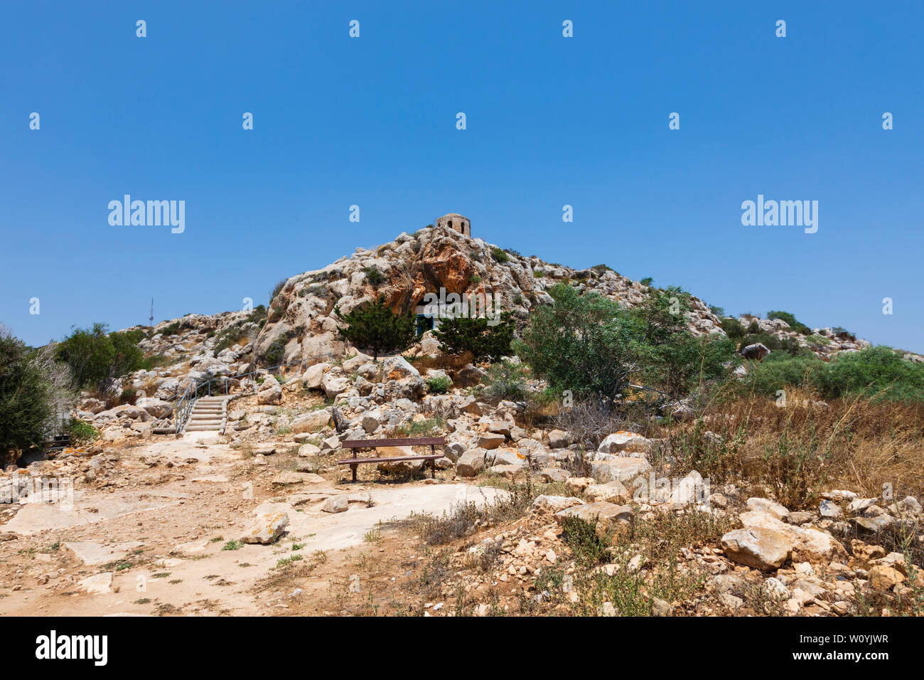 Agioi Saranta iglesia rupestre de Paralimni, PROTARAS, CHIPRE. Junio 2019 Foto de stock