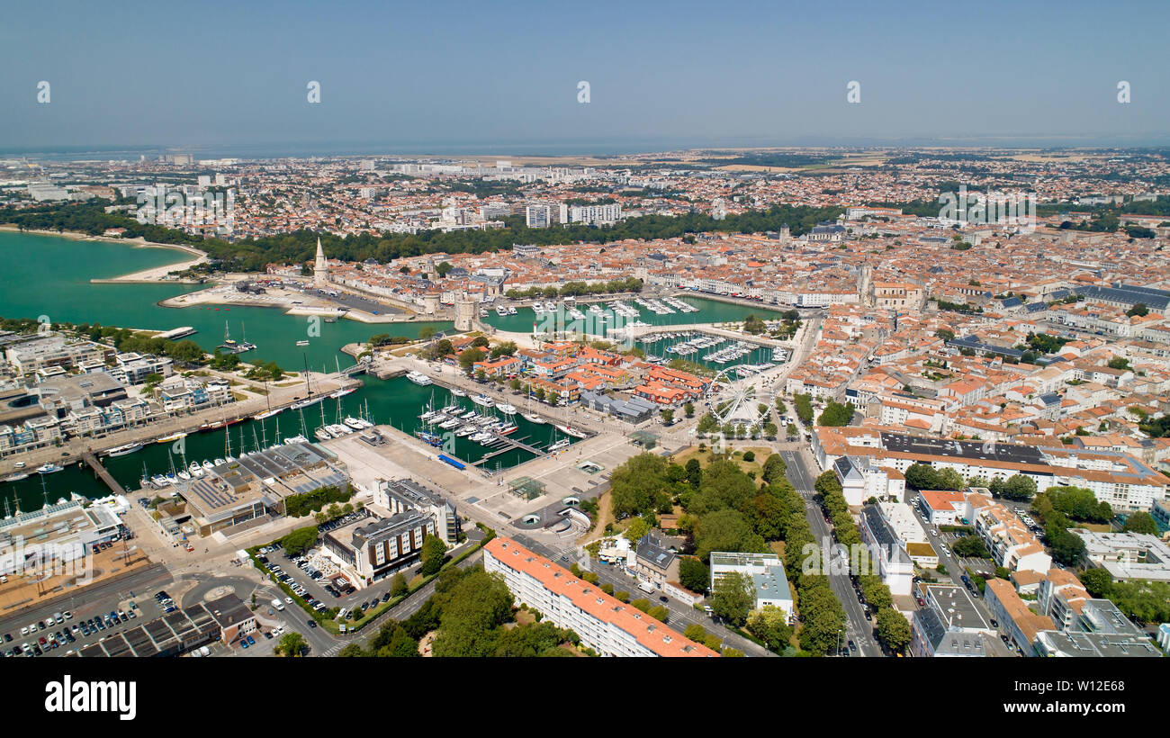 La fotografía aérea de la ciudad de La Rochelle Charente Maritime Foto de stock
