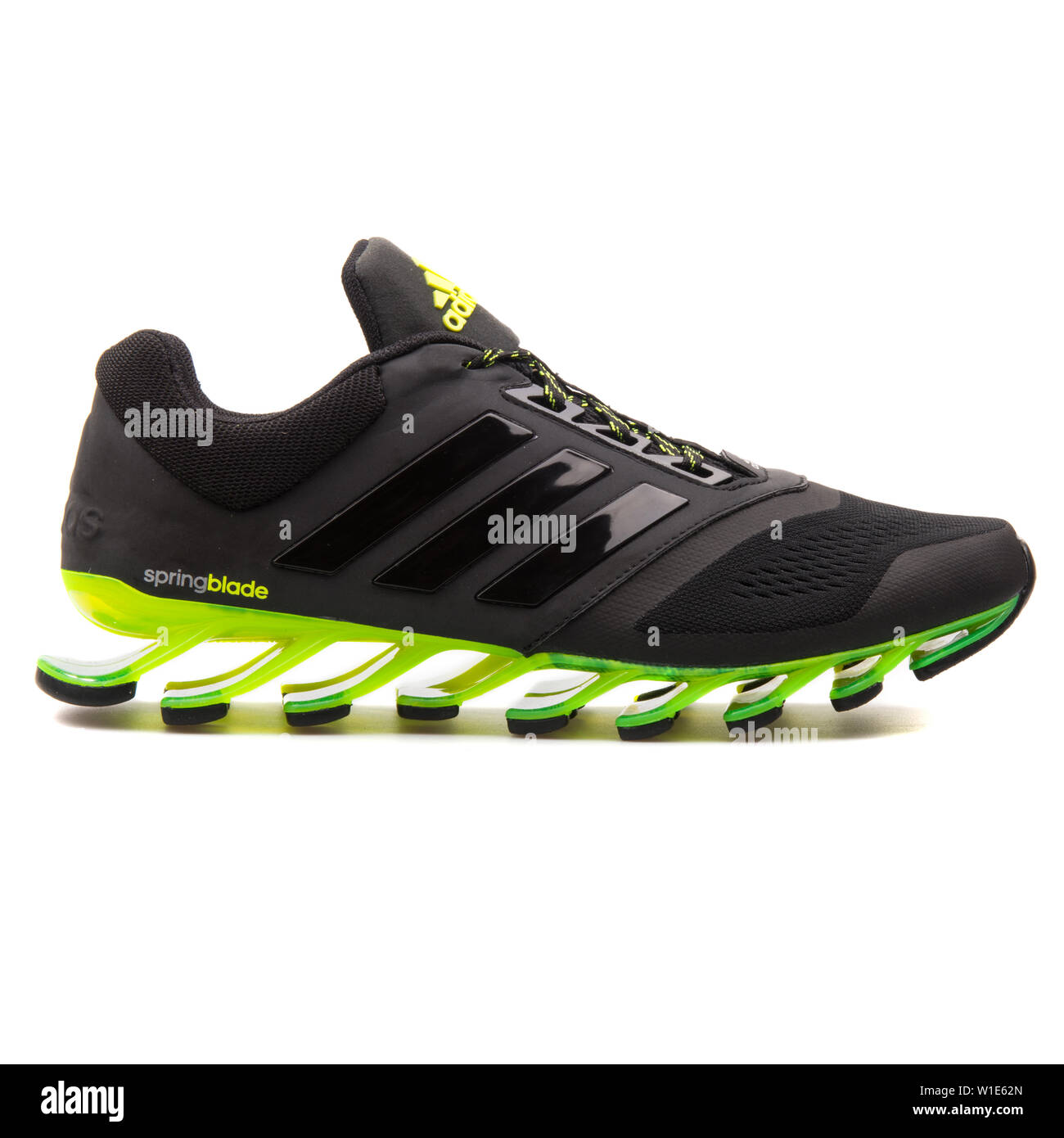 Adidas running shoes Imágenes stock - Página 2 - Alamy