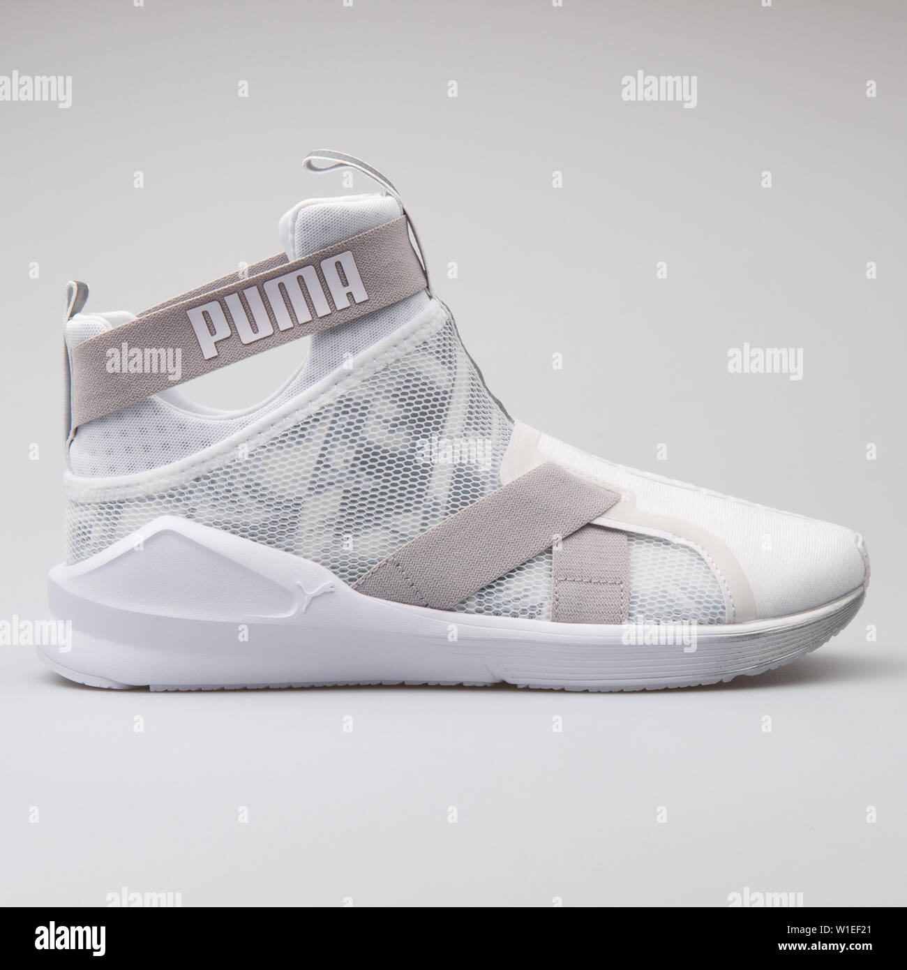 Zapatos de cisne fotografías e imágenes de alta resolución - Alamy