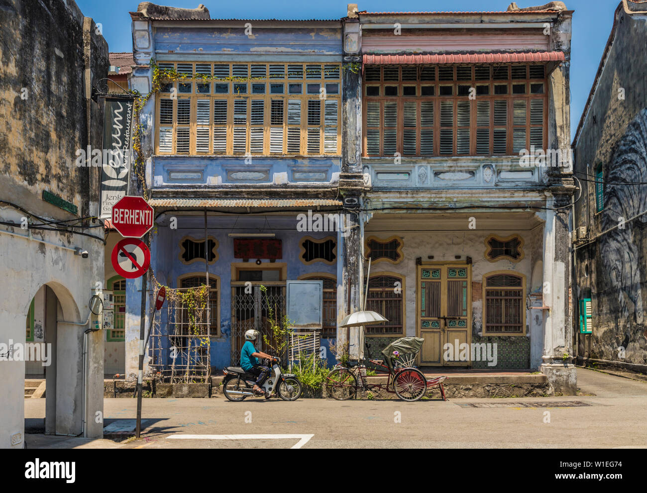 Arquitectura Local chino en George Town, en la isla de Penang, Malasia, Sudeste Asiático, Asia Foto de stock