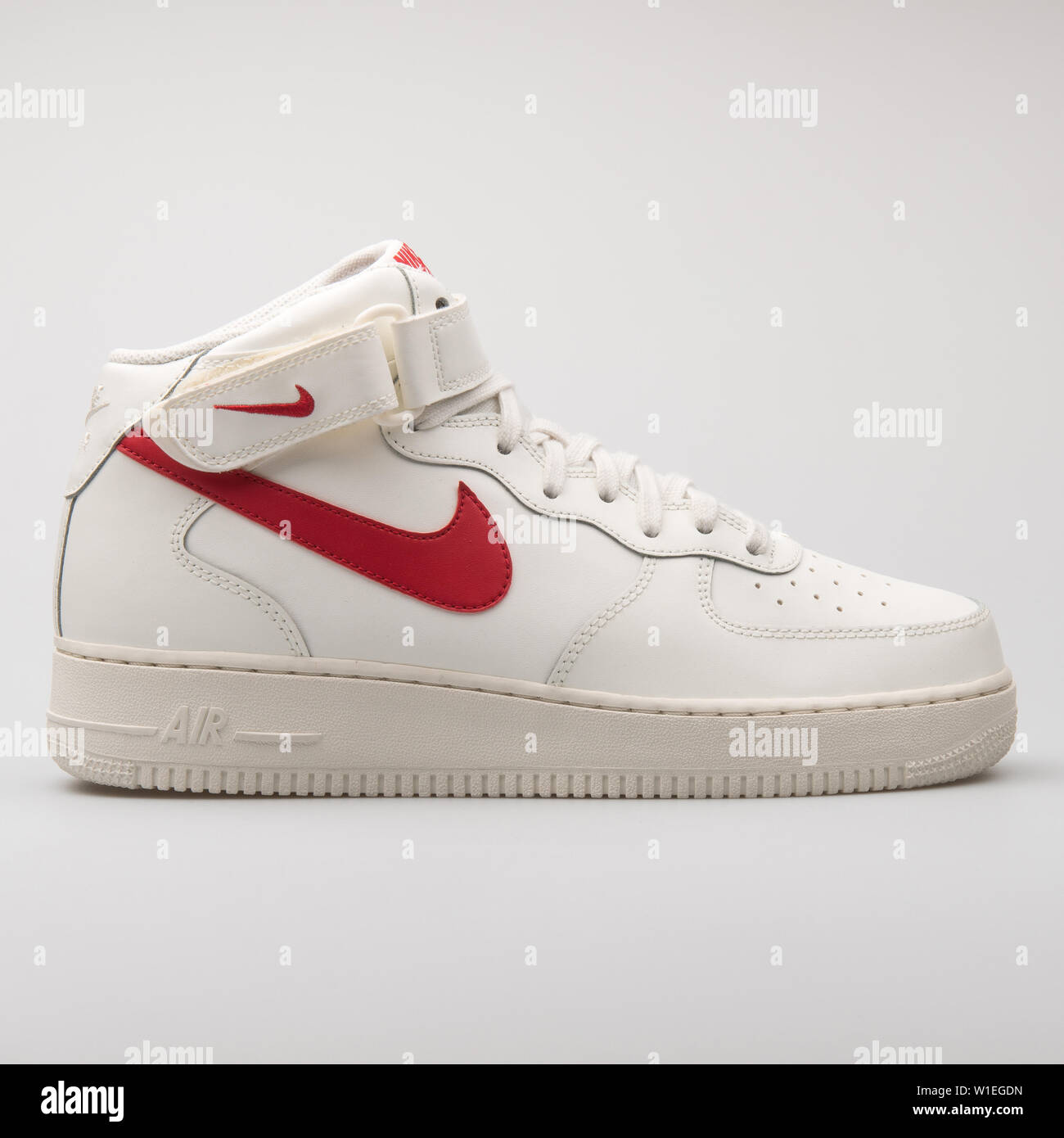 nike air force 1 rojas