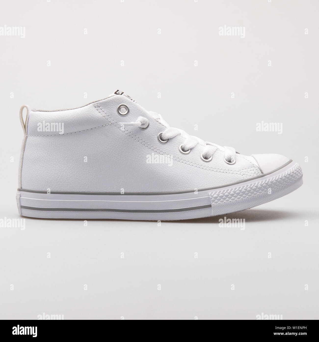 converse blancas 30 2converse blancas 30