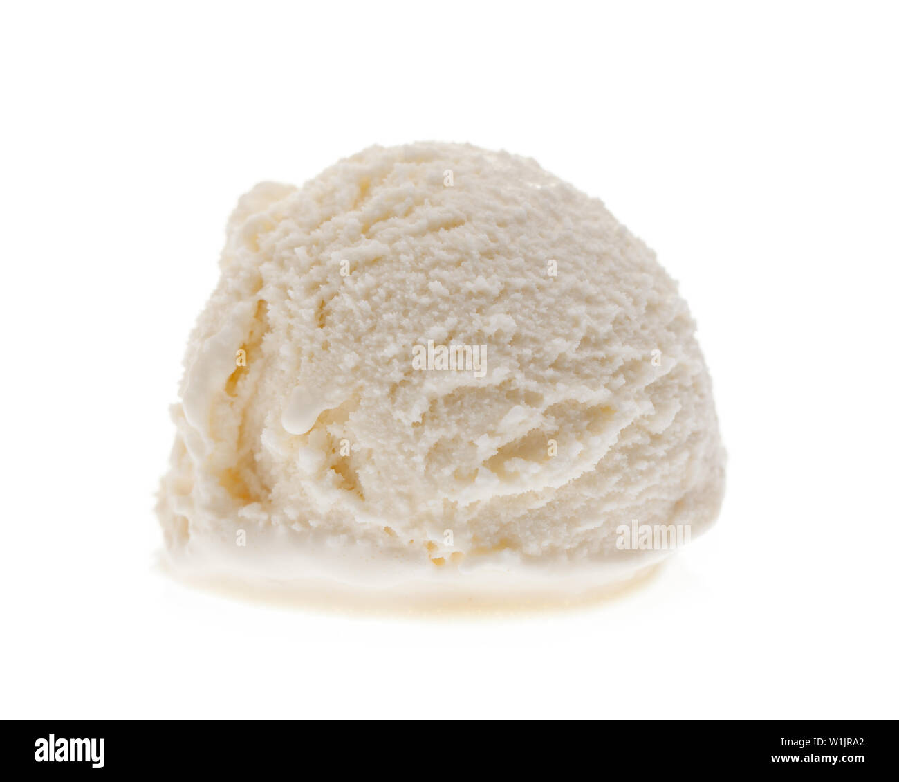 Una sola boca helado de coco desde la parte frontal aislado sobre un fondo blanco. Foto de stock