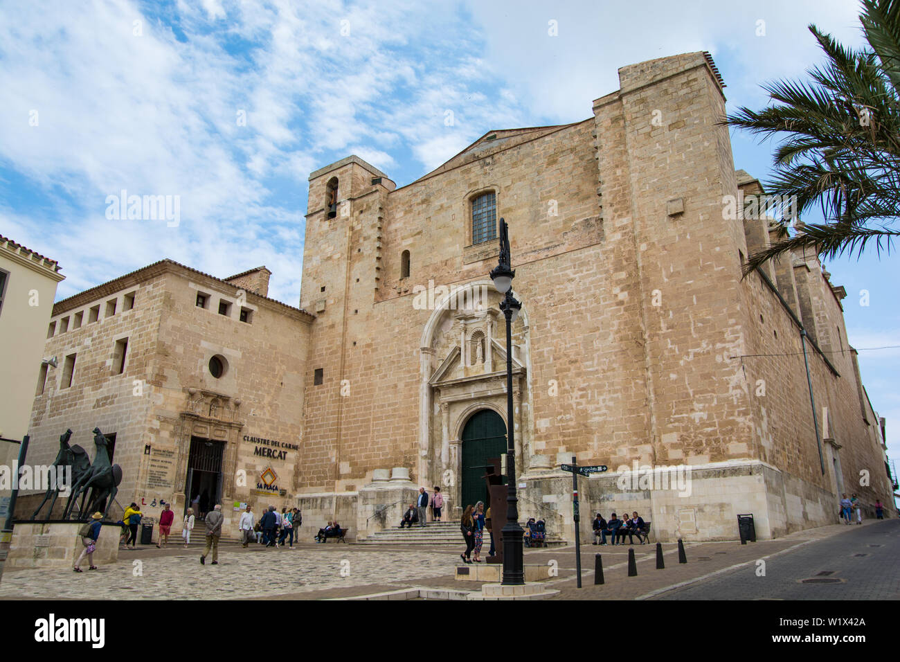 Claustre del Carme Mercado en Mahón (Menorca) Foto de stock