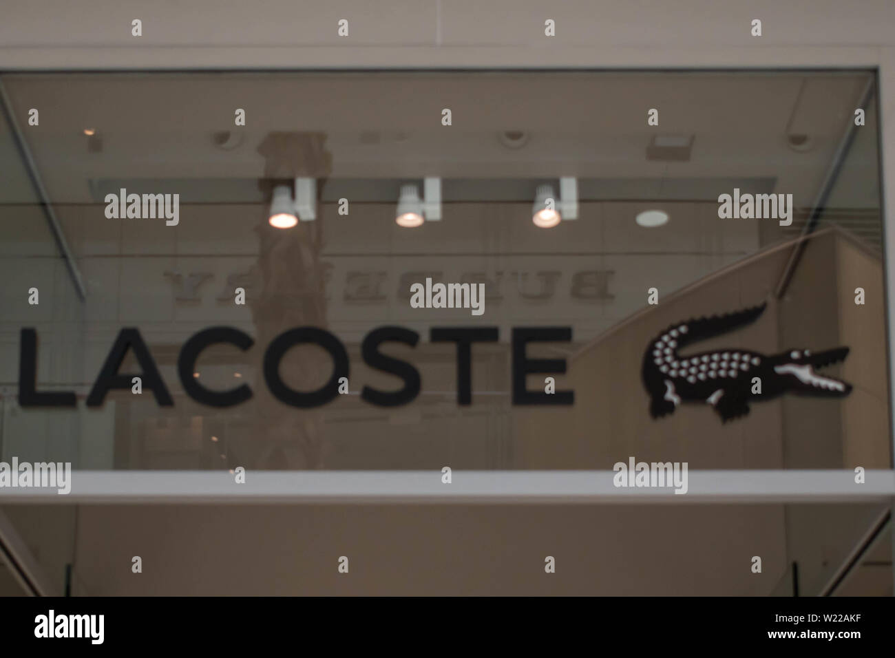 Logotipo de empresa lacoste fotografías e imágenes de alta resolución Página 3 Alamy Logotipo de empresa lacoste fotografías e imágenes de alta resolución Página 3 Alamy