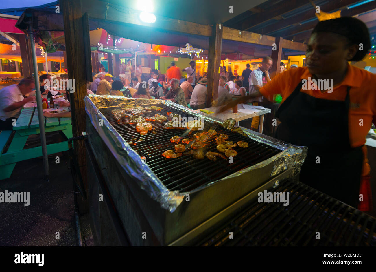 Caribe, Barbados, Oistins, Oistins Fish Fry Foto de stock