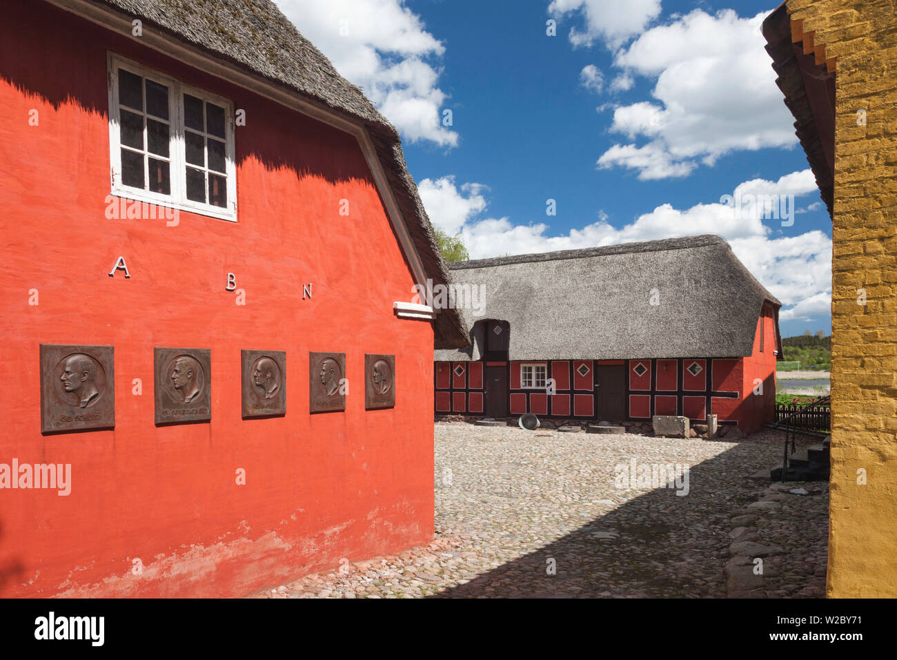 Dinamarca, Jutlandia, Hobro, edificios agrícolas Foto de stock