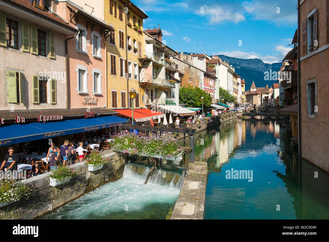 Lago de Annecy, Annecy, Haute-Savoie, Rhône-Alpes, Francia Foto de stock