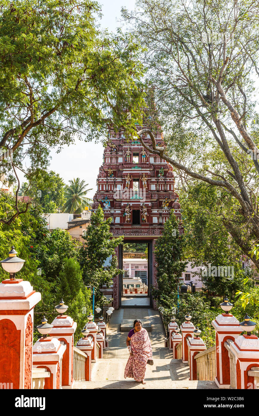 Templo hindú, Malleswaram Malleswaram, Bengaluru (Bangalore), Karnataka, India Foto de stock