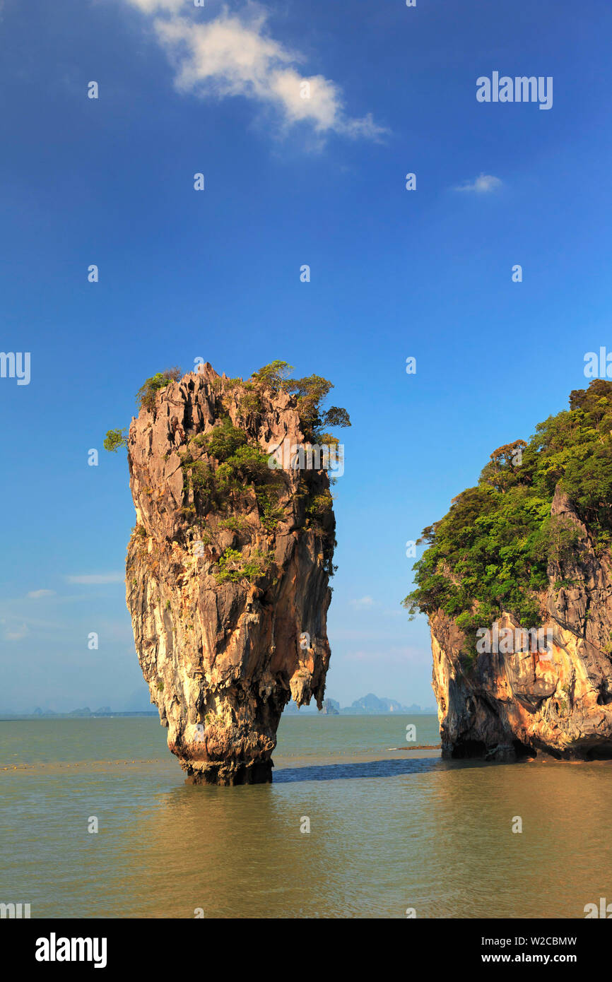 Tailandia, la provincia de Krabi, Ao Phang-Nga (Bahía Phang-Nga), la isla de James Bond (Ko Khao Phing Kan) Foto de stock
