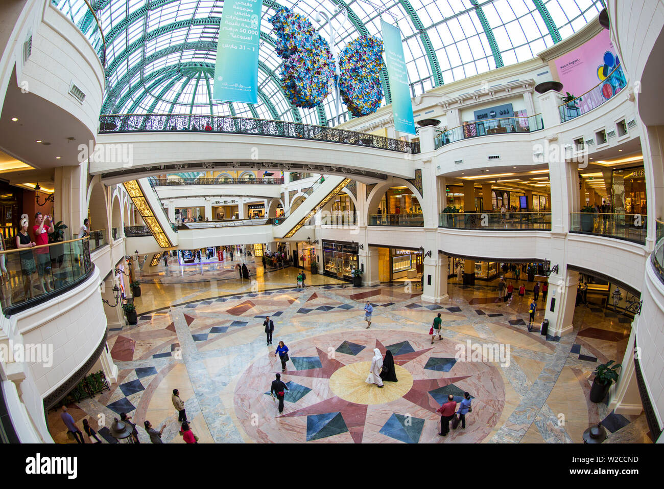 Mall de los Emiratos, Dubai, Emiratos Árabes Unidos. Foto de stock