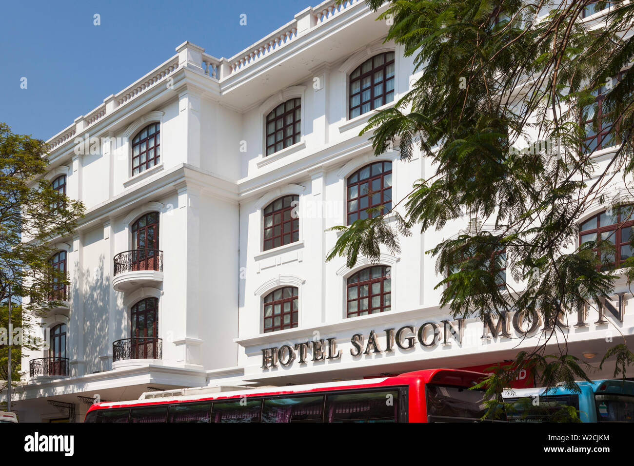 Vietnam, el tono, el histórico Hotel Saigon Morin, exterior Foto de stock