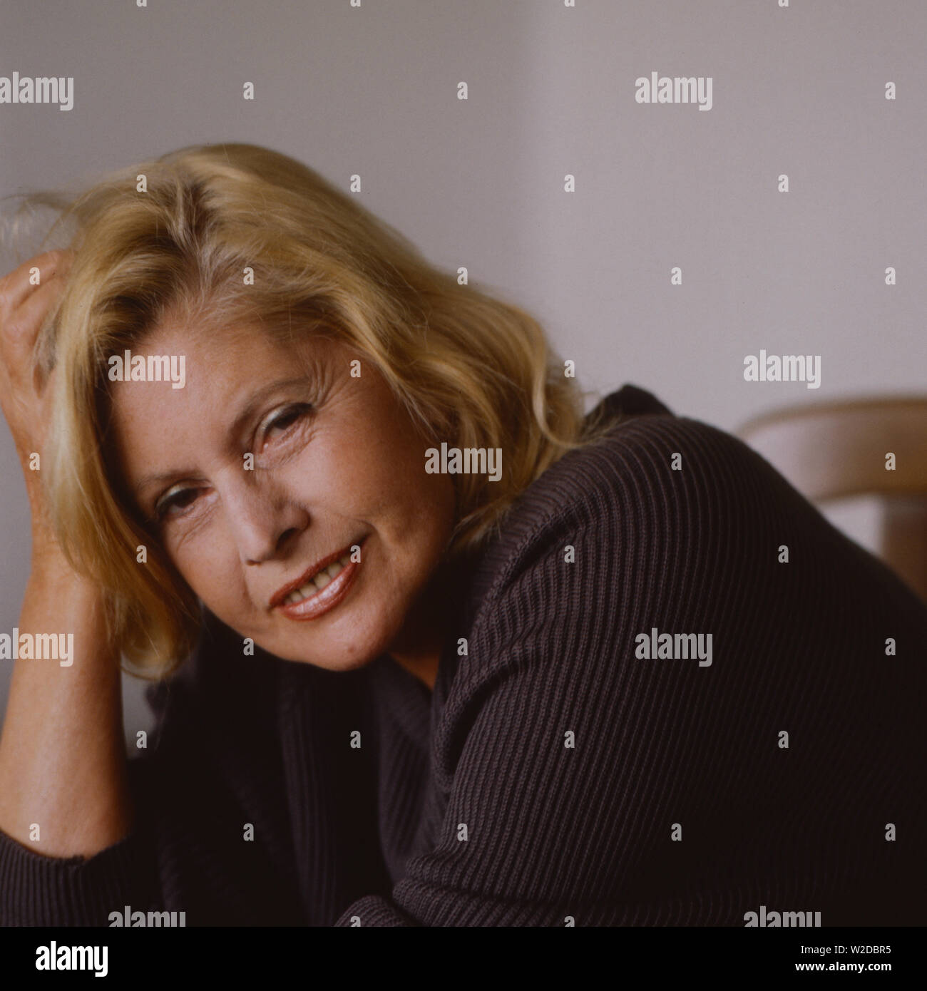 Ruth Niehaus, Deutsche Schauspielerin Deutschland, ca. 1989. La actriz ...