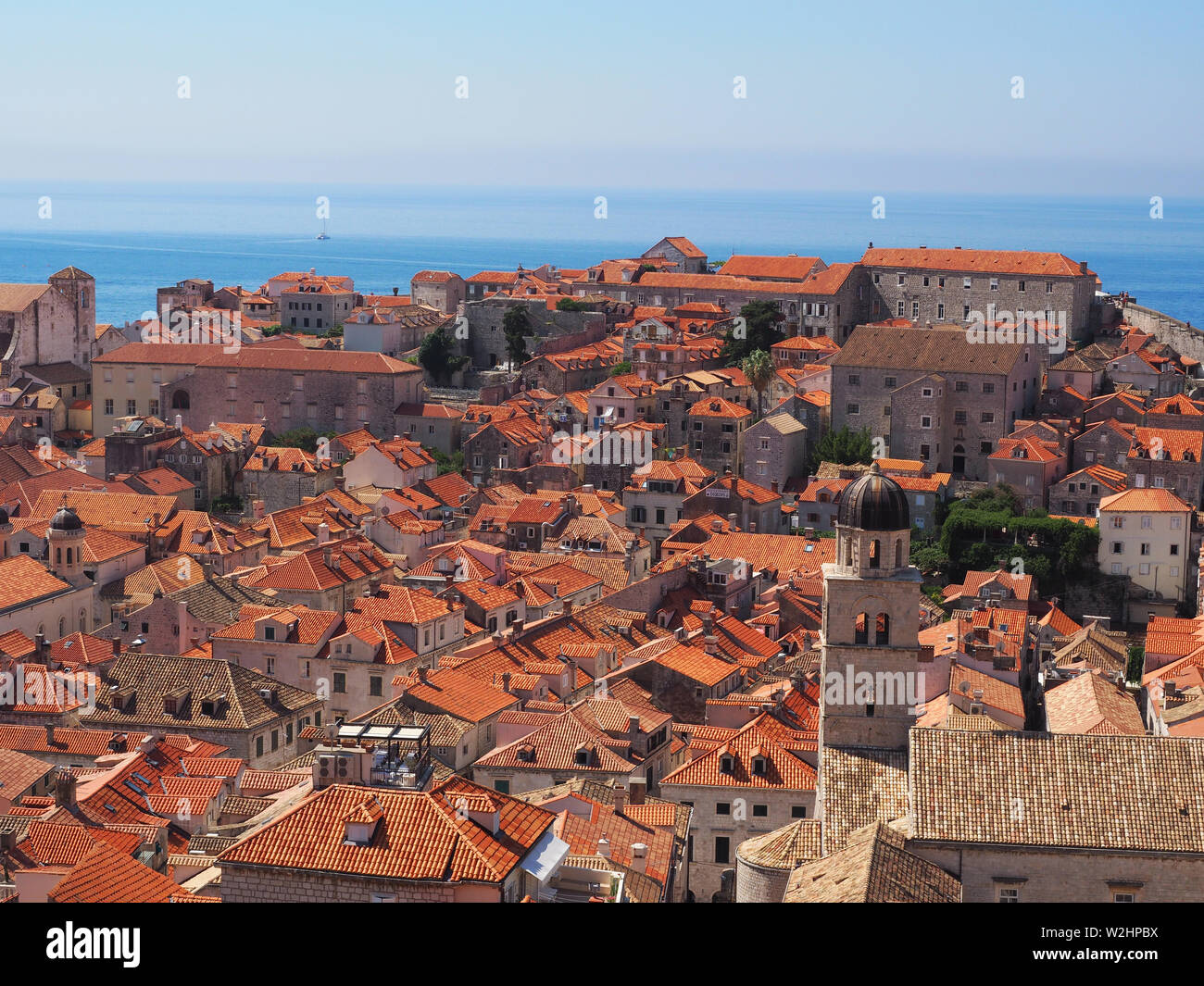 Tejados de terracota de Dubrovnik casco antiguo Foto de stock