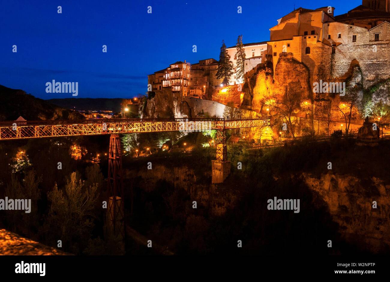 Casas Colgadas y puente de San Pablo de Ciudad de Cuenca. Castilla la España Fotografía de stock - Alamy