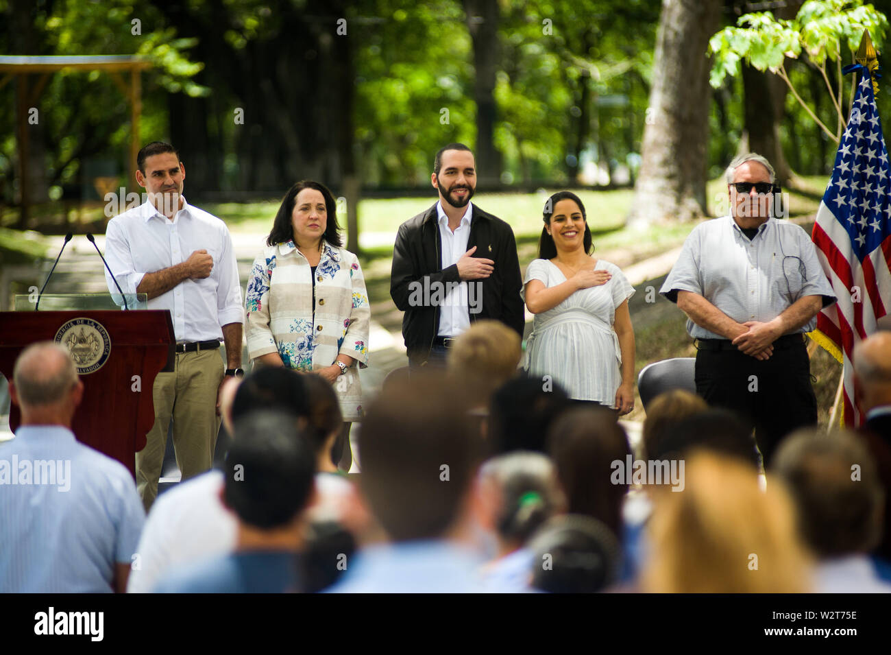 San Salvador, El Salvador. El 11 de julio, 2019. Presidente NAYIB BUKELE y  Howard buffet reunirá en ''Parque Cuscatlán'' donde el Buffet Foundation ha  donado para restaurar el parque. Crédito: Camilo Freedman/Zuma