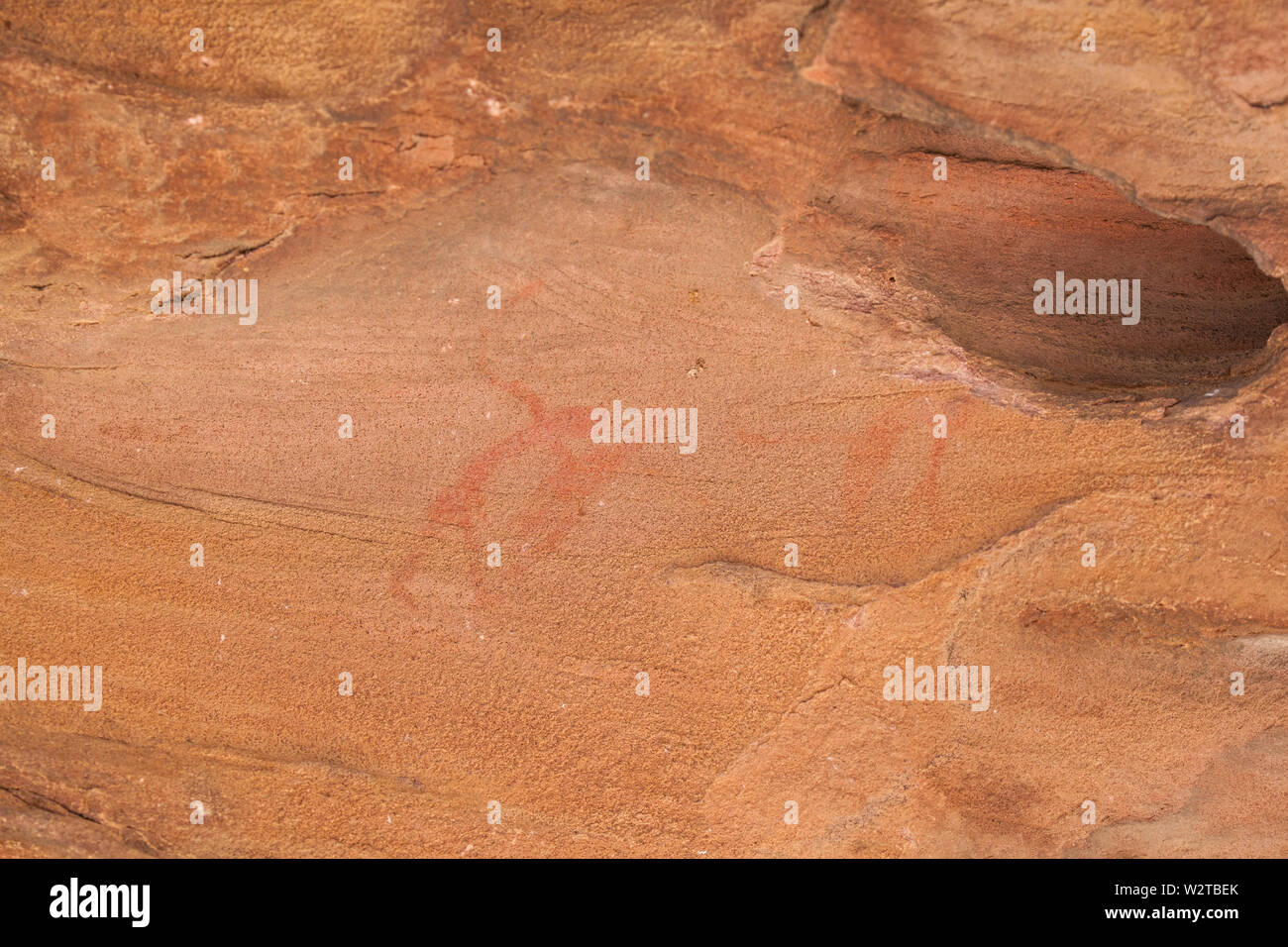 Cuevas con pinturas rupestres prehistóricas en los Montes Universales En Albarracín Aragón España Foto de stock