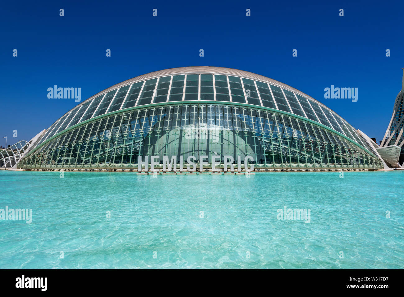 L'Hemisférico planetario, la ciudad de Las Artes y las ciencias o la Ciudad de las Artes y las Ciencias, Valencia, Comunidad Valenciana, España Foto de stock