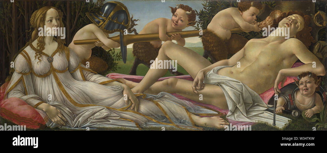Venus y Marte (circa 1485) por Sandro Botticelli (Alessandro di Mariano di Vanni Filipepi) imagen de alta calidad de esta pintura del Renacimiento italiano Foto de stock