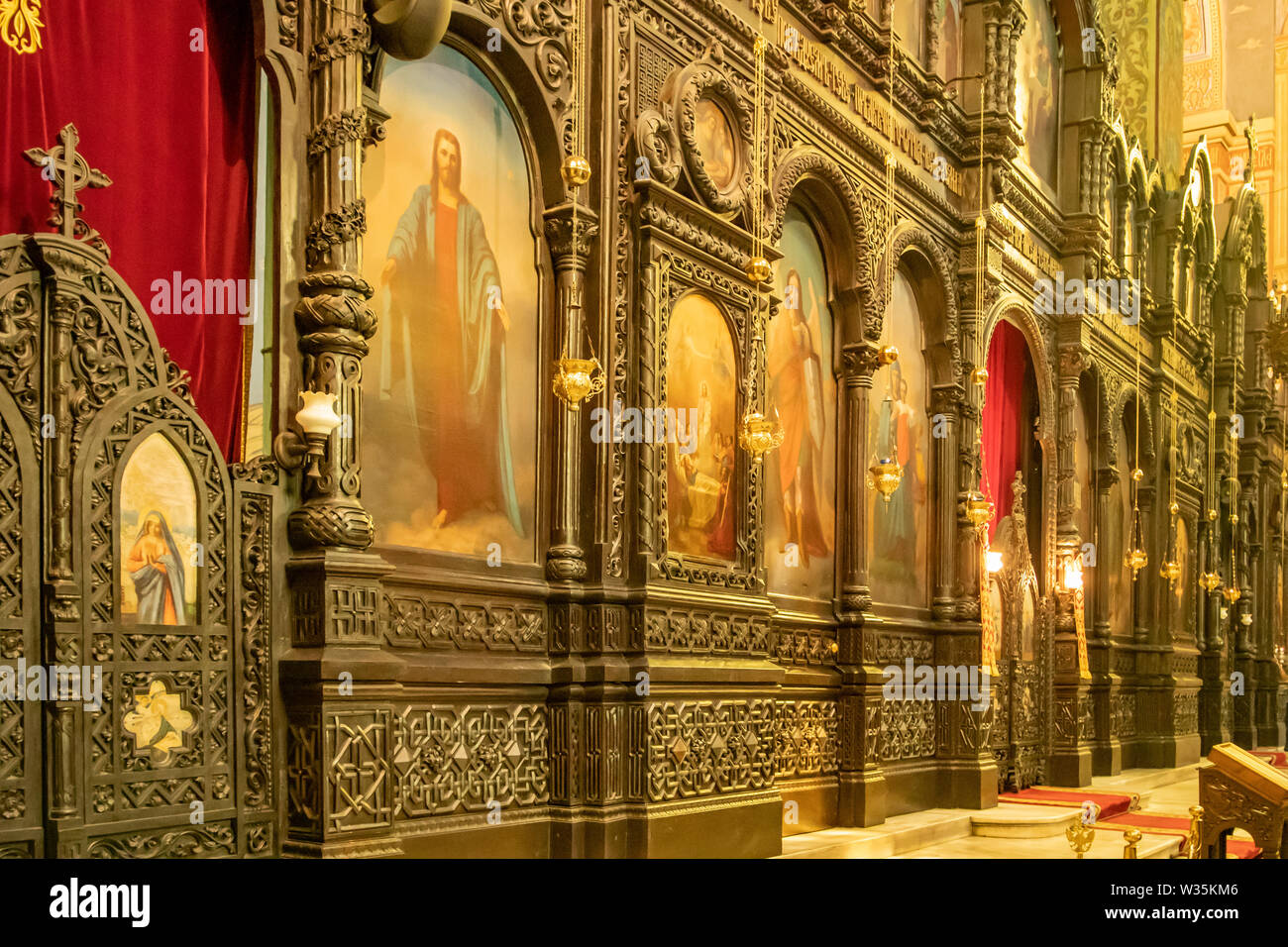 Iconos de la Asunción de la Madre de Dios, la Catedral de Varna, Bulgaria Foto de stock