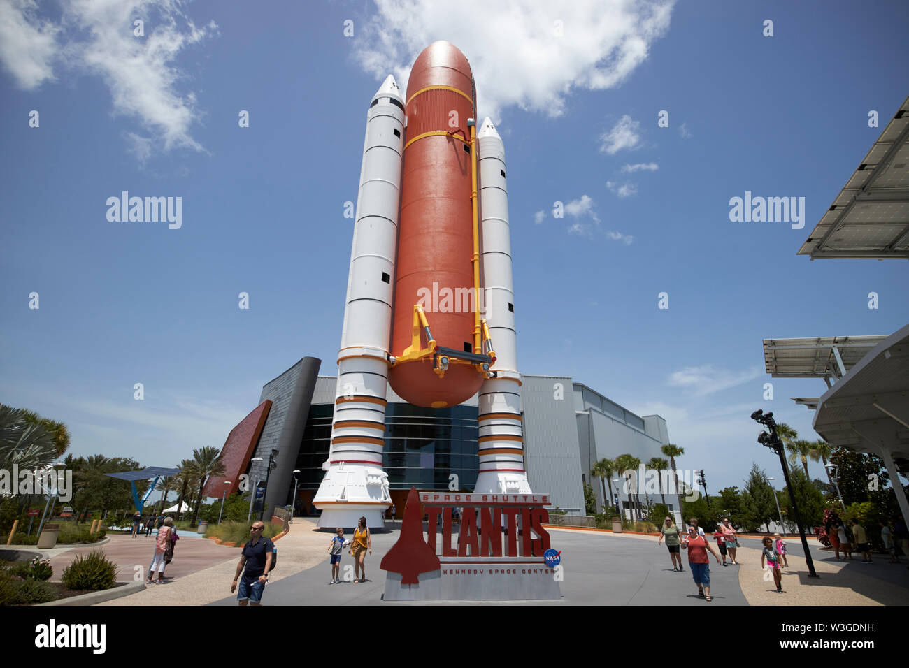 Transbordador Espacial Atlantis en el Centro Espacial Kennedy de Florida, EE.UU. Foto de stock