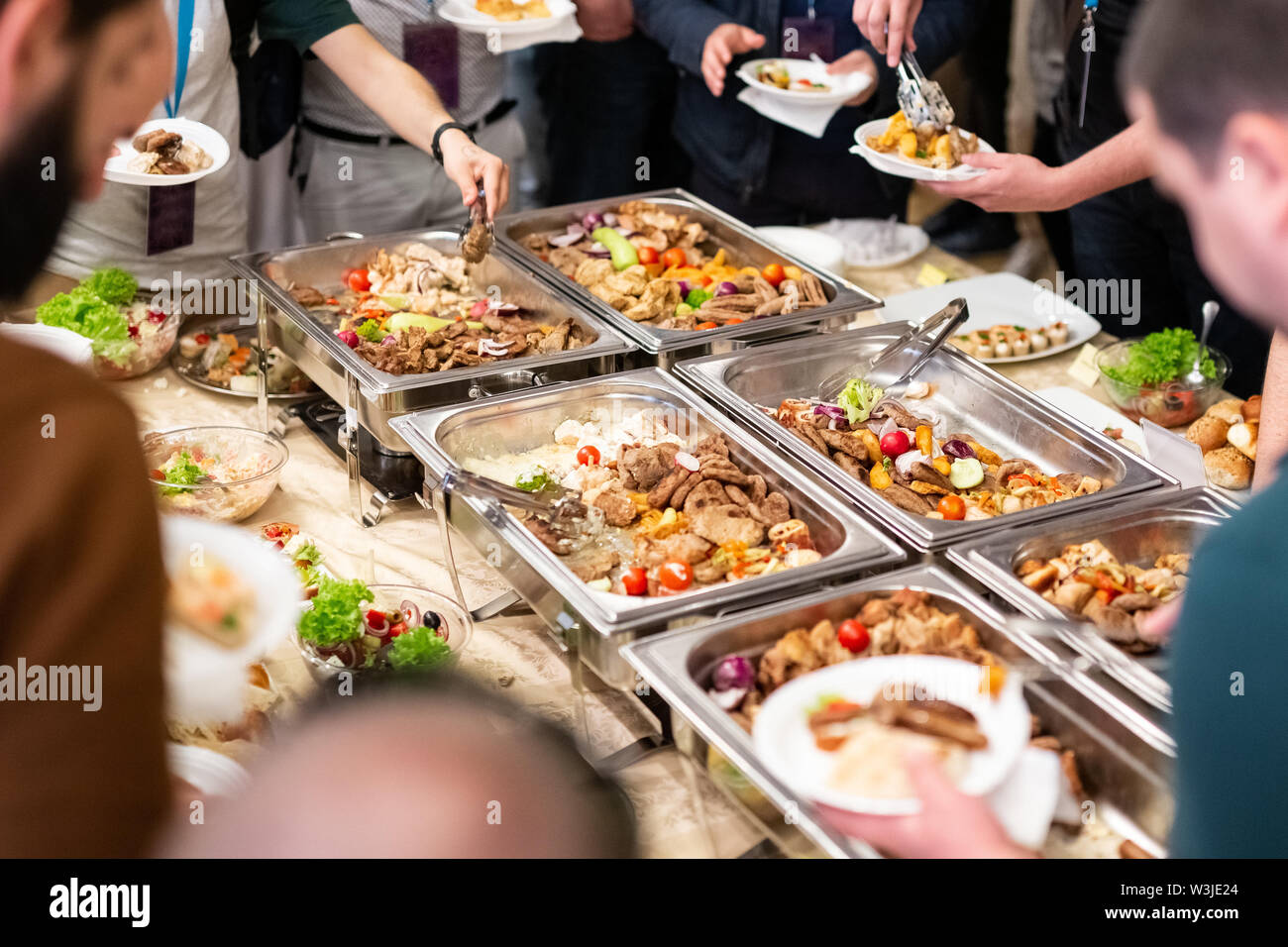 Comida Buffet Catering restaurantes comiendo parte concepto de reparto  Fotografía de stock - Alamy