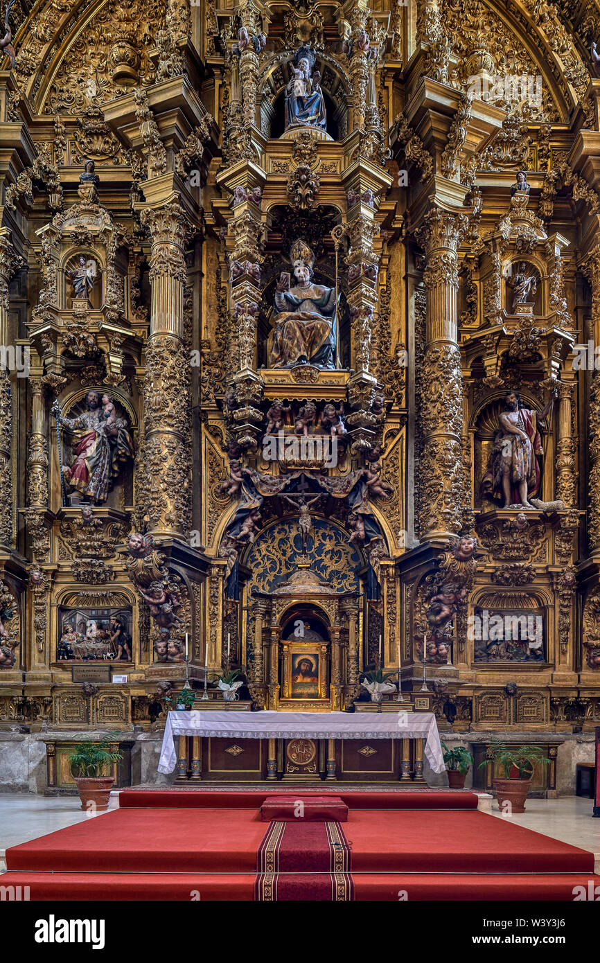 Iglesia de san martin obispo fotografías e imágenes de alta resolución - Alamy Iglesia de san martin obispo fotografías e imágenes de alta resolución - Alamy