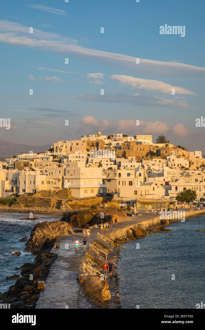 La ciudad de Naxos, Naxos, Grecia, Islas Cíclade Foto de stock