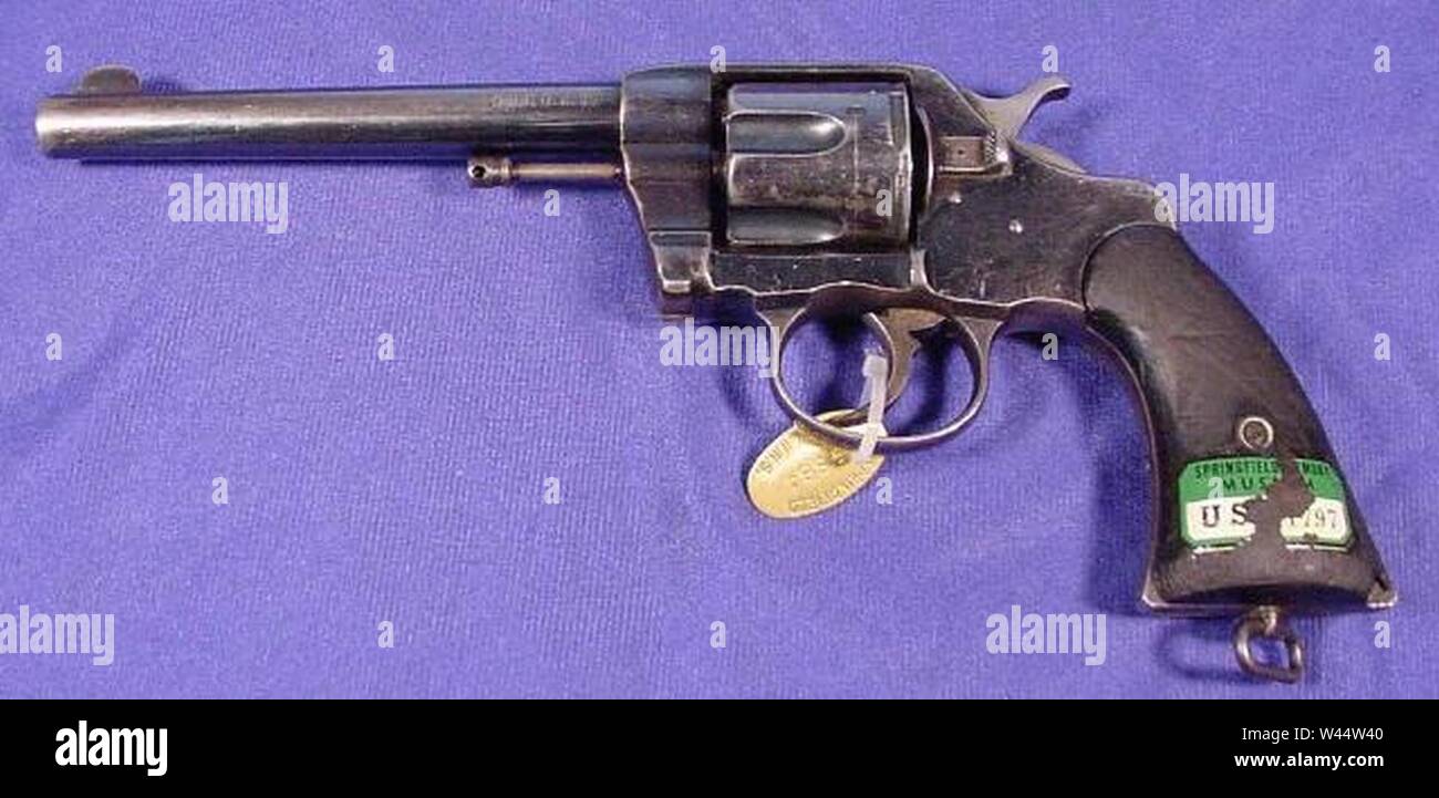 cualquier cosa mentiroso Aguanieve Colt M1901 revolver SPAR1884 Fotografía de stock - Alamy