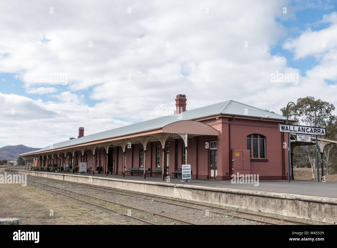 Histórico Wallangarra en desuso de la Estación de Ferrocarril de Queensland/frontera de NSW. Foto de stock