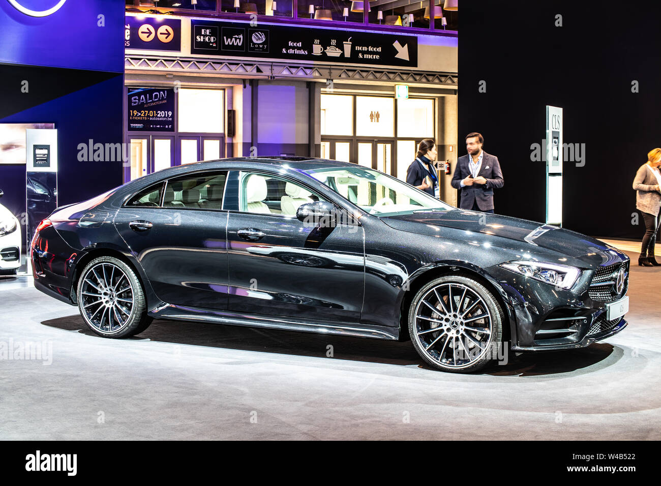 Bruselas, Bélgica, Jan 2019: Mercedes CLS 300 d 4matic Coupe, Bruselas  Motor Show, la tercera generación, C257, coche fabricado por Mercedes-Benz  Fotografía de stock - Alamy