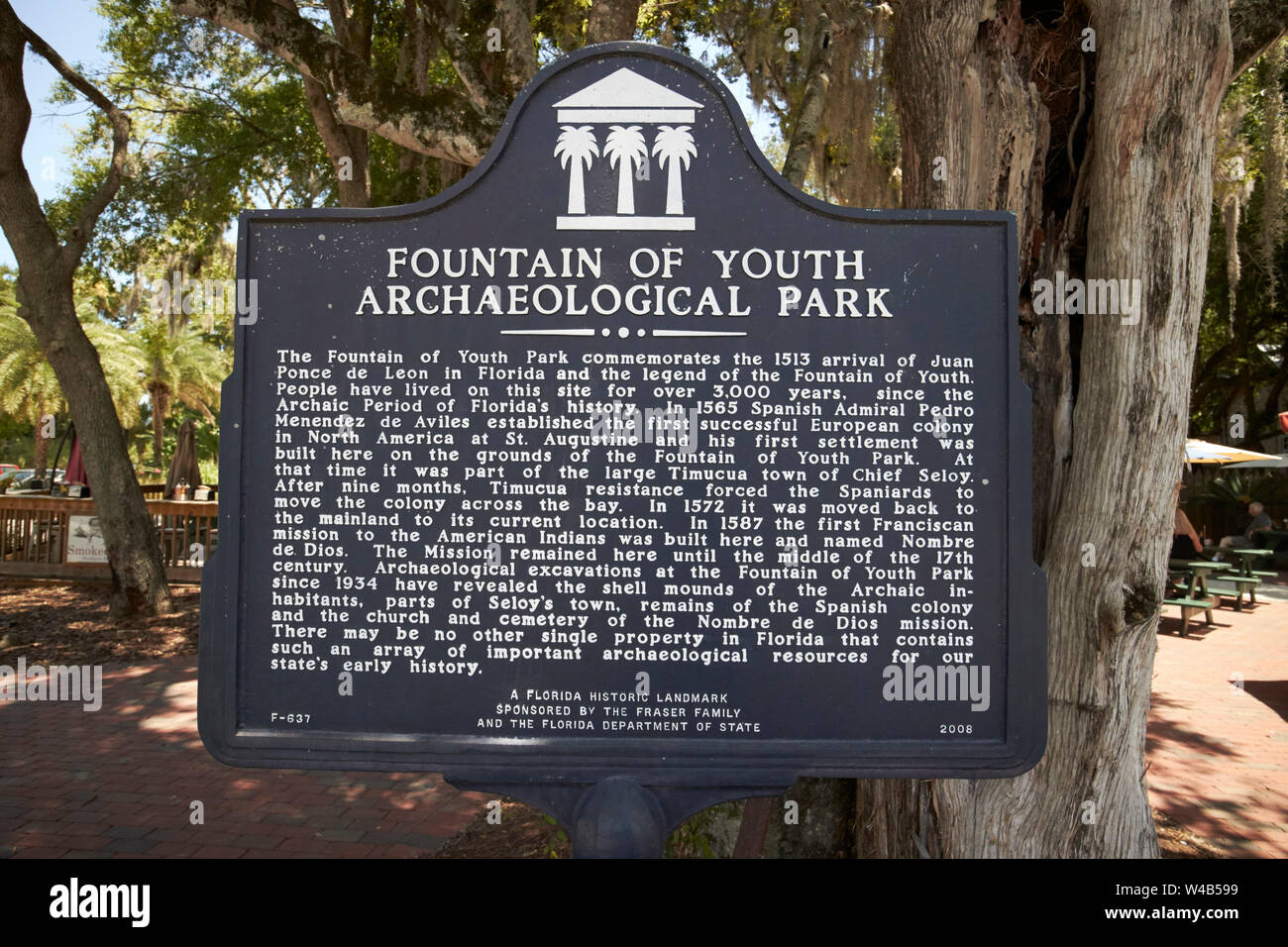 Fuente juvenil fotografías e imágenes de alta resolución Alamy