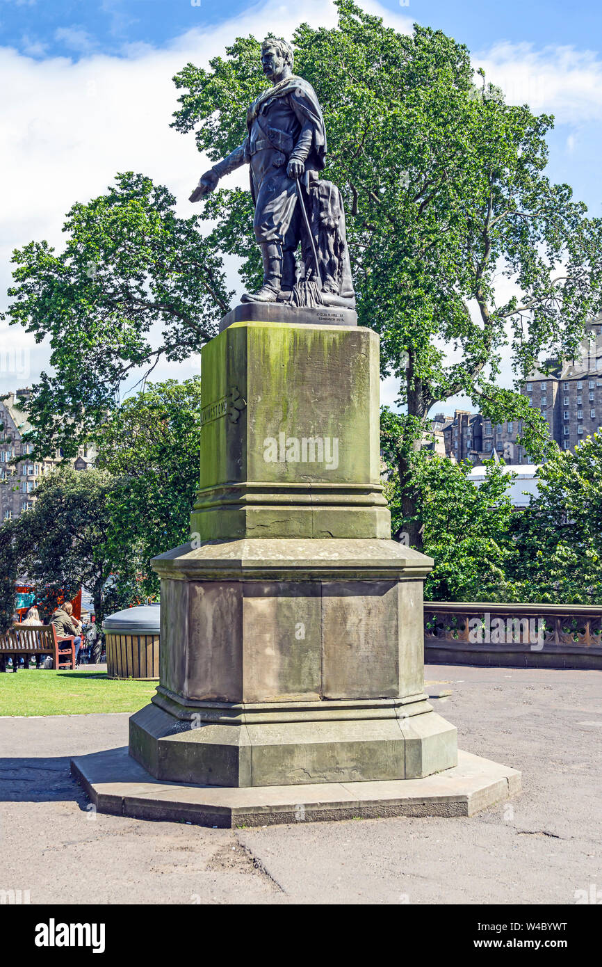 Estatua del Dr. David Livingstone en los jardines de Princes Street East en Edimburgo Scotland Reino Unido Foto de stock