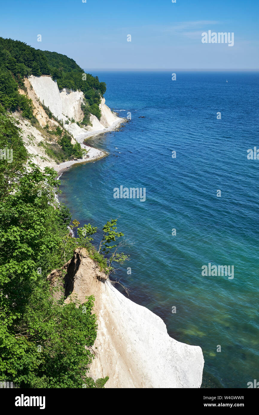 En Alemania, el Estado federado de Mecklemburgo-Pomerania Occidental, Ruegen, Sassnitz, Parque Nacional Jasmund, Costa de tiza Foto de stock