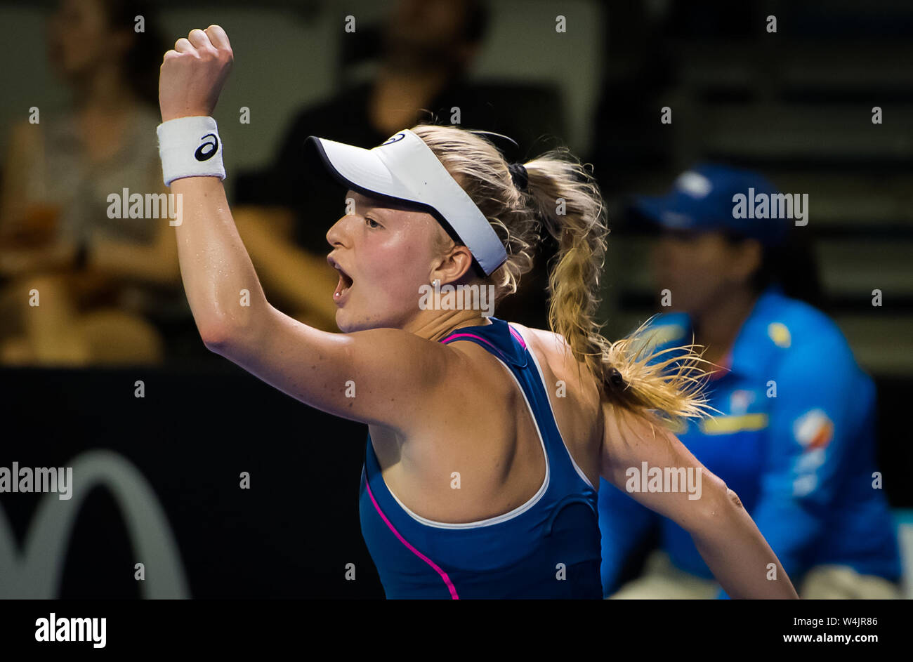 Harriet Dart de Gran Bretaña en acción durante su primera ronda de coincidir en el 2019 internacional de Brisbane WTA torneo de tenis Premier Foto de stock