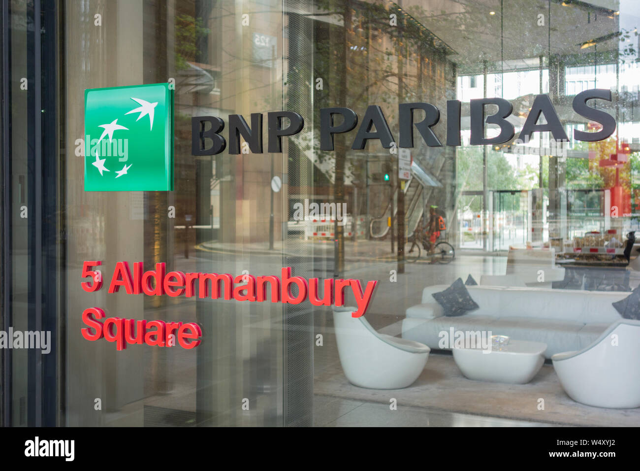 BNP Paribas, 5 plaza de Aldermanbury, Barbican, Londres, EC2, REINO UNIDO Foto de stock