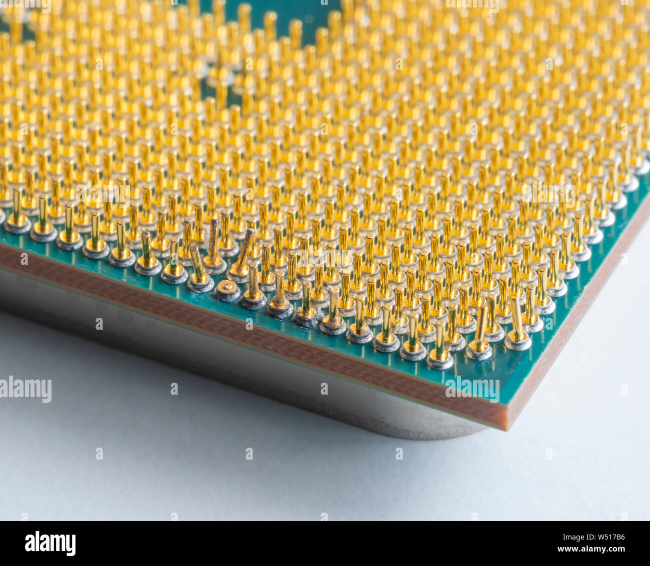 CPU con pasadores dañados Foto de stock