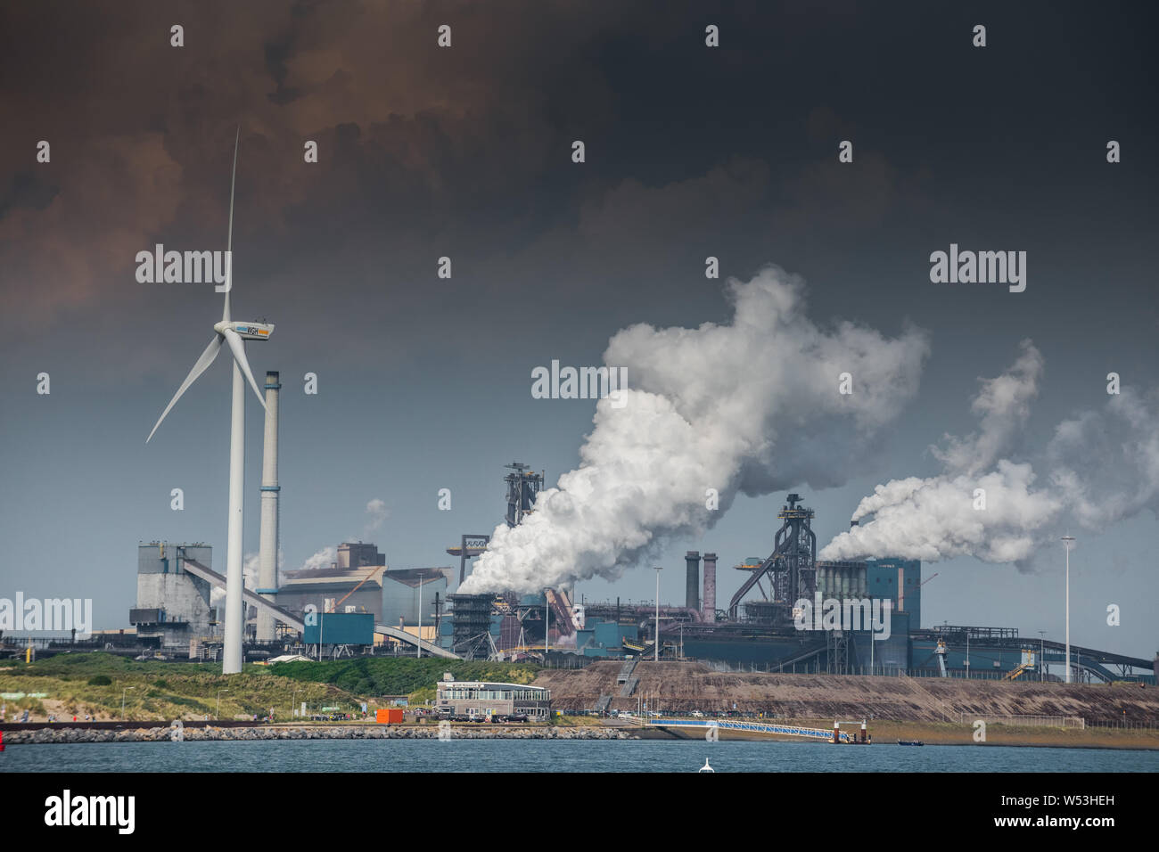 Tata Steel planta sobre la costa del Mar del Norte, cerca de