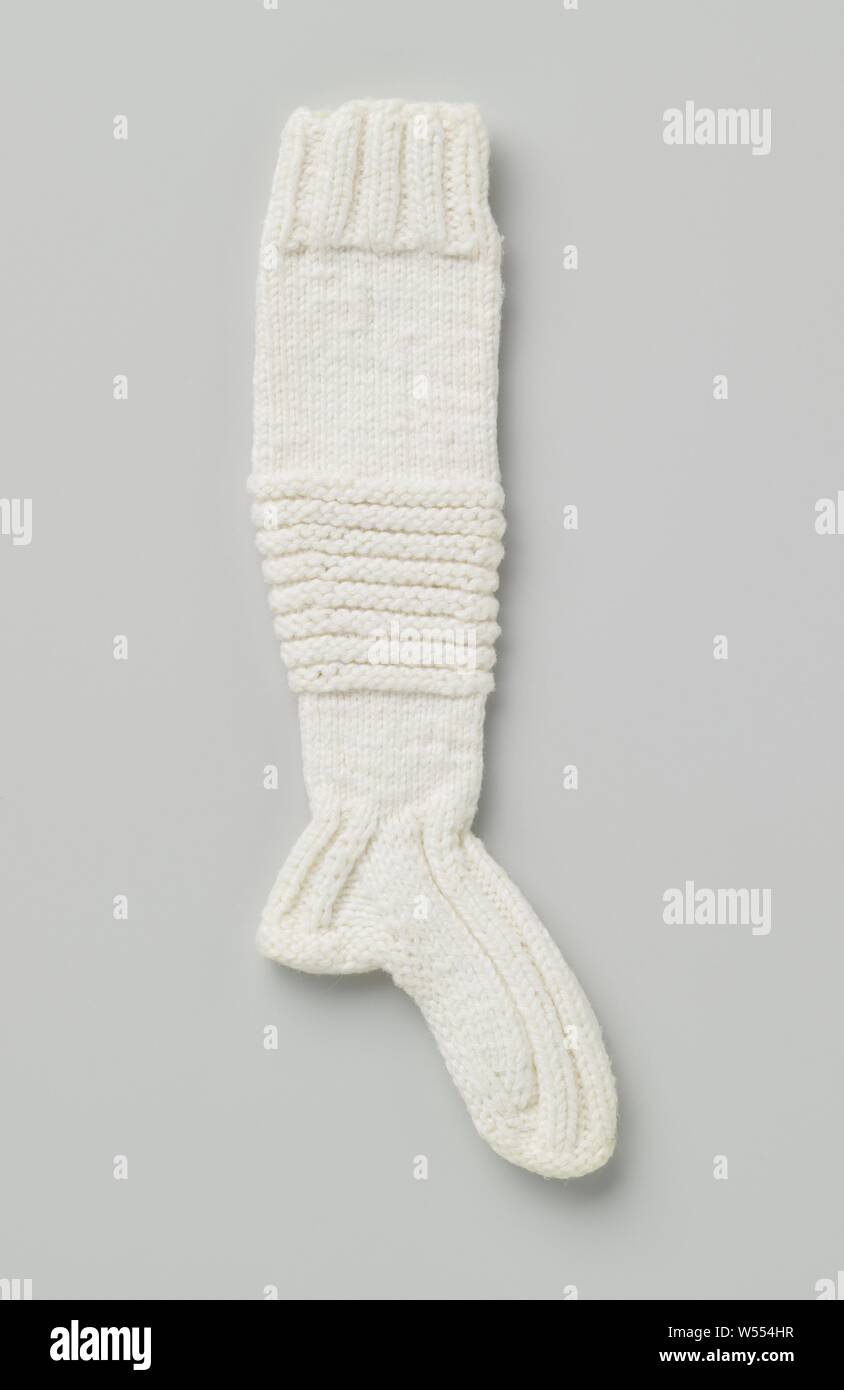 Bebé stocking, suela free, tejidos de algodón blanco, tejidos de algodón blanco., G. Glas, Deventer, c. 1888 - c. 1894, geheel, tejer, l 18 cm × w 7 cm Foto de stock