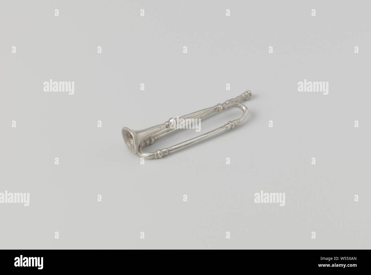 Trumpet trombone tuba fotografías e imágenes de alta resolución - Alamy
