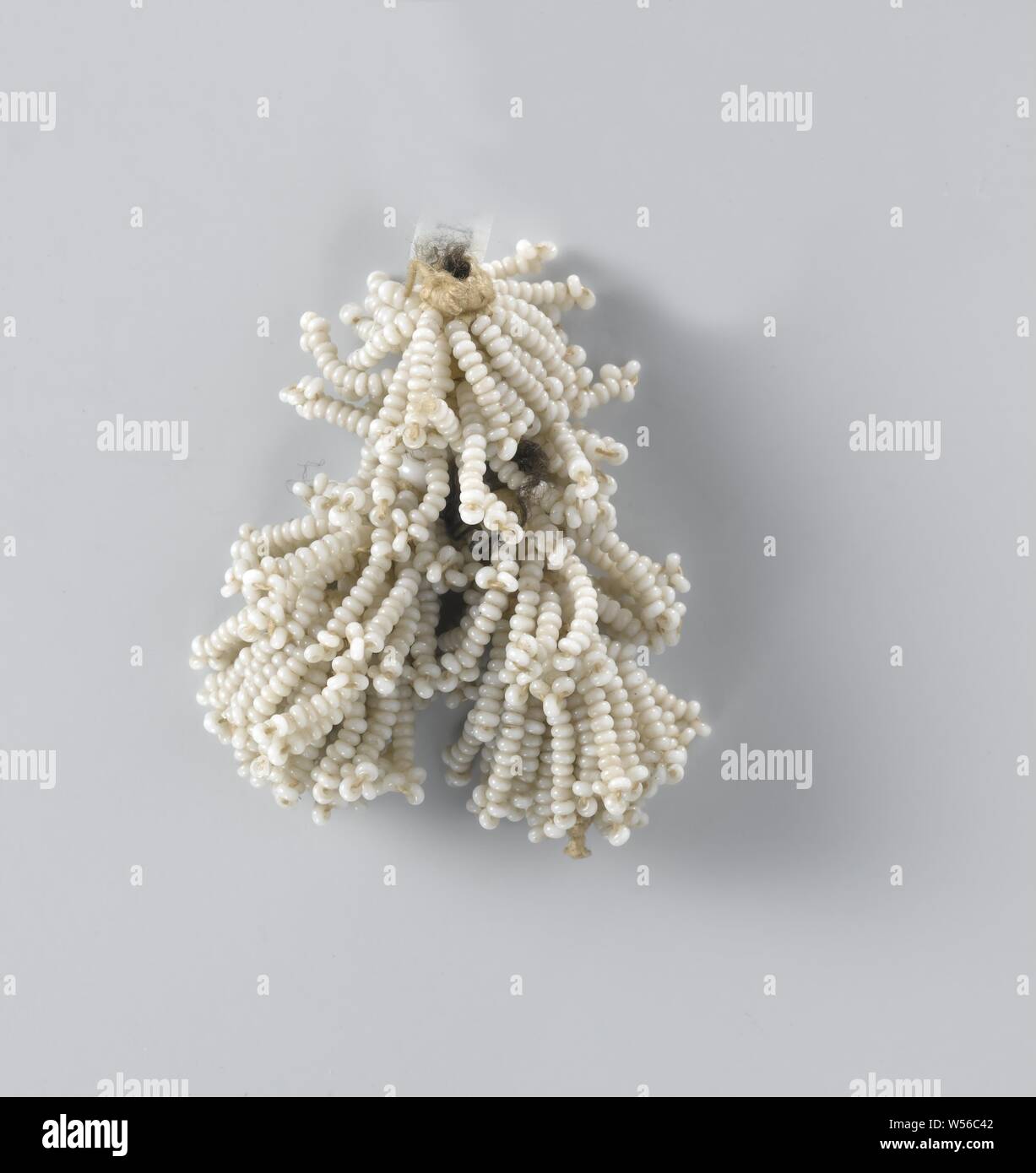 Aker Aker, cepillo o pincel o decorativa, hecho de microesferas de vidrio  blanco, distribuídos en las roscas y compuesto de dos hebras de seis  paquetes en forma de estrella de 10-12 roscas
