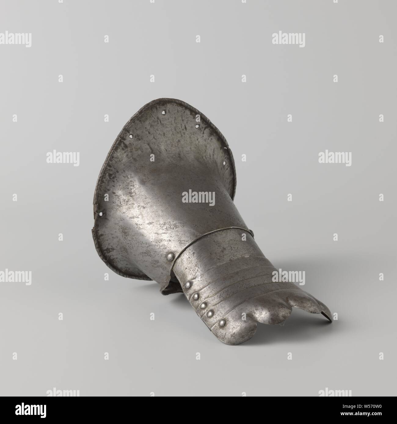 Dedos de hierro fotografías e imágenes de alta resolución - Alamy